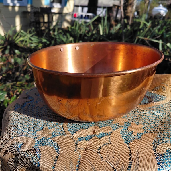 Vintage Copper Bowl with Brass Ring Handle | Rustic Farmhouse Kitchen Décor