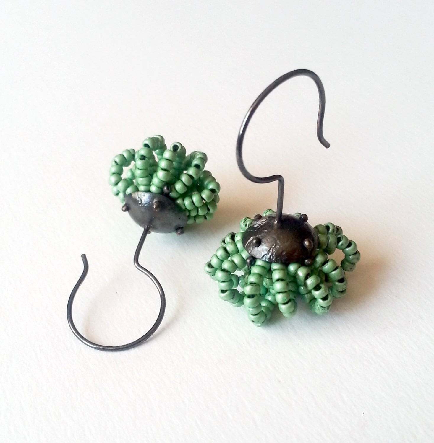 Sterling Silver Chandelier Earrings With Green Beads Long  display picture 3
