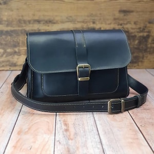 Leather Crossbody Bag for Women - Handmade Shoulder Purse, Personalized Genuine Leather Handbag, Small leather bag, Mother&#39;s Day Gift