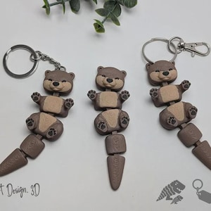Fidget Keychain, Movable Otter made of PLA with Keyring and Twist Lock