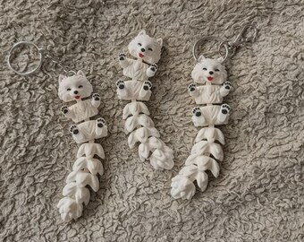 Husky Keychain, Flexible 3D Printed Fidget Dog with Metal Keyring