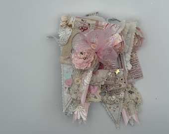 Junk Journal: Banner shaped Shabby Chic Love Pink Floral Lace