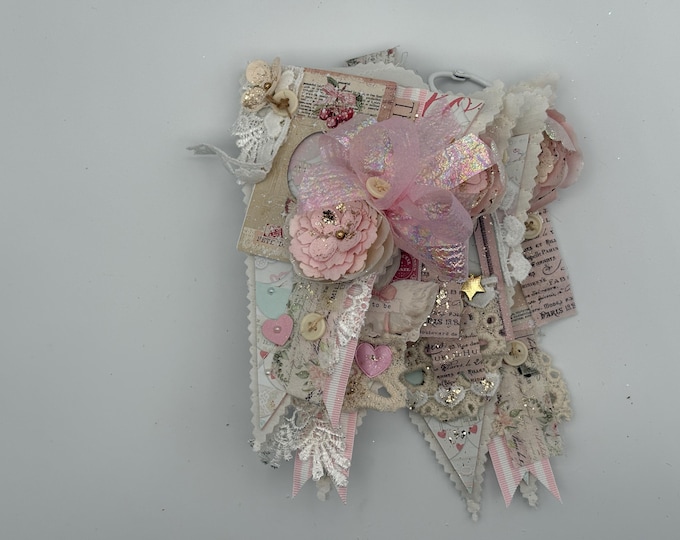 Junk Journal: Banner shaped Shabby Chic Love Pink Floral Lace