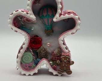 Lighted Christmas Decoration: Gingerbread Man Pink Teal Candy Cupcake