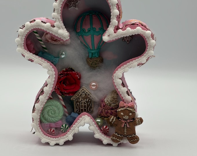 Lighted Christmas Decoration: Gingerbread Man Pink Teal Candy Cupcake