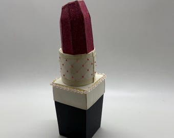 Gift Box: Lipstick Shaped Wedding Bachorlete Birthday