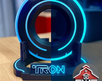 Tron Identity Disc with Display Stand – Phosphorescent Sci-Fi Collector