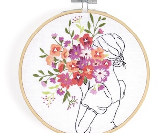 Kit de bordado Floral Embrace - DMC Mindful Making - Nathalie Weinzaepflen