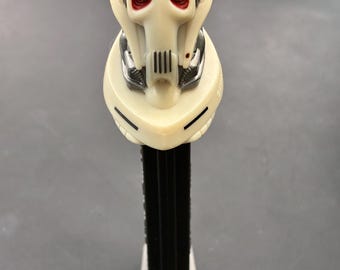 Collectible Star Wars General Grevious Pez Container