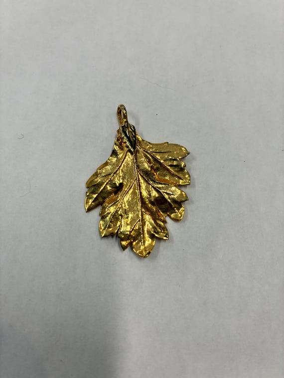 Gold Dipped Maple Leaf Pendant - image 2