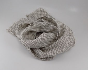 Small houndstooth linen scarf, natural dye free fringe scarf, linen gift for friends