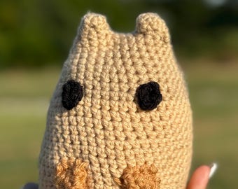 Peluche a forma di gatto fatto a mano all'uncinetto - Marrone chiaro con strisce marroni