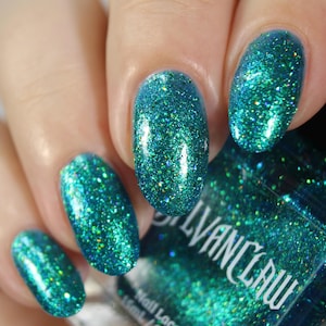 Secrets Below - Aqua Teal Jelly Shimmer Nail Polish, Holographic Glitter, Long-Lasting Nail Polish, Easy Application, Rounded Paddle Brush