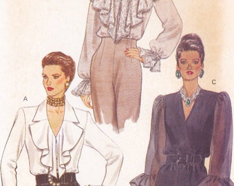 Very Easy Vogue 8856  Vintage Sewing Pattern Blouse Shirt Top  Sizes 14 16 18  Bust 36 38 40  Unused