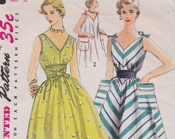 Simplicity 4309  Vintage 1950s Sewing Pattern  Dress Sundress  Size 14 Bust 32  Unused