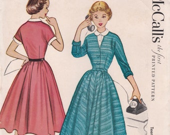 McCalls 9616  Vintage 1950s Sewing Pattern  Dress  Size 14 Bust 32  Unused