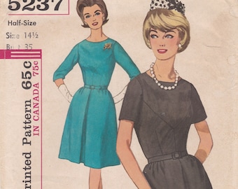 Simplicity 5237  Vintage 1960s Sewing Pattern  Dress  Bust 35