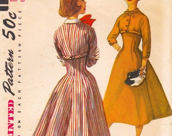 Simplicity 1713  Vintage 1950s Sewing Pattern  Empire Dress  Size 15 Bust 35