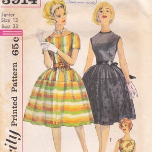 Simplicity 3914  Vintage 1960s Sewing Pattern  Dress  Size 13 Bust 33