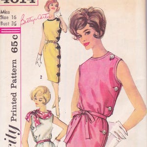 Simplicity 4014  Vintage 1960s Sewing Pattern Reversible Sheath Dress Size 16 Bust 36  Unused