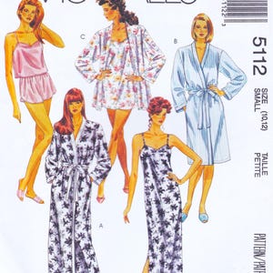 McCalls 5112  Vintage Sewing Pattern  Nightgown Robe Lingerie Sleepwear  Size Small  Unused