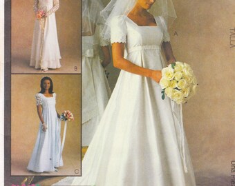 McCalls 9135, Sewing Pattern By Alicyn,  Empire Waist Gown, Sizes 10 12 14, Unused