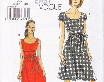 Very Easy Vogue 8469 Sewing Pattern Dress Sizes 6 8 10 12 Unused