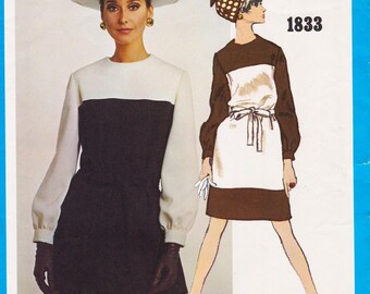 Vogue 1833, Oscar De La Renta Sewing Pattern & Label, Dress, Size 12 Unused