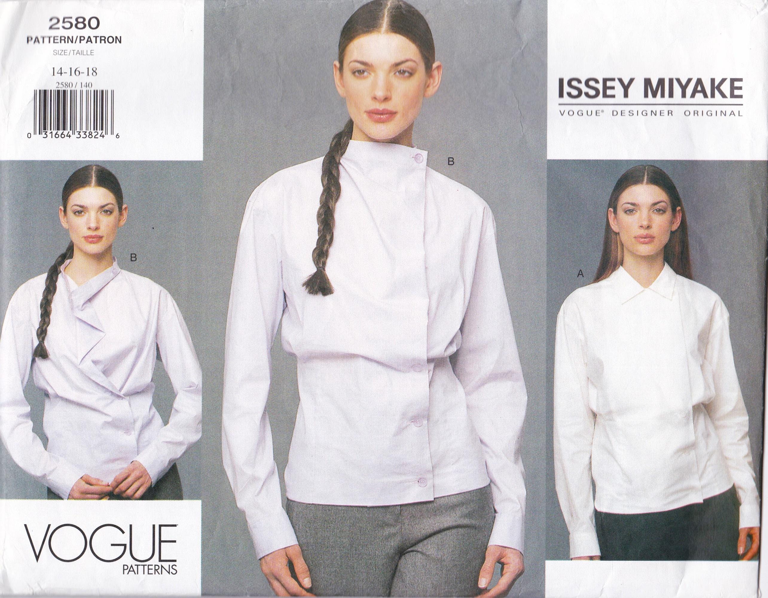 In Vogue 洋書　イン　ヴォーグ Vogue Eyewear VO5559 Eyeglasses | LensCrafters