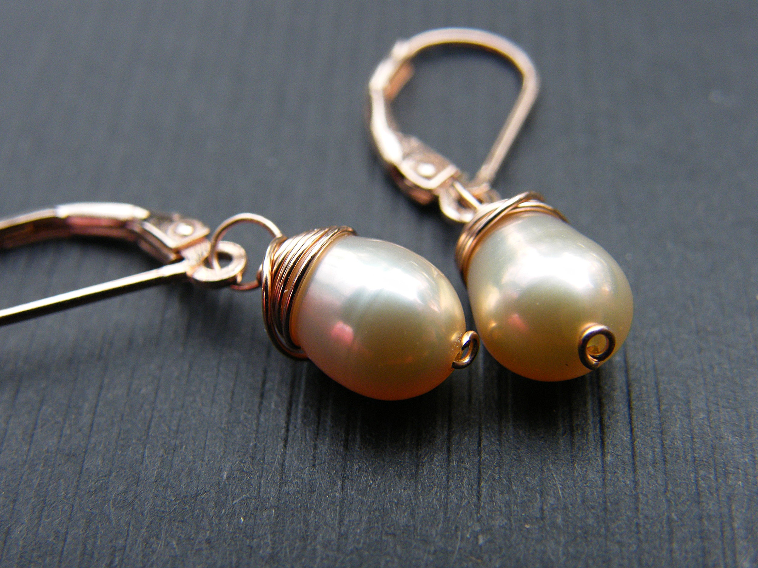 Champagne Pearl Earrings Rose Gold Pearl Leverbacks Small - Etsy UK