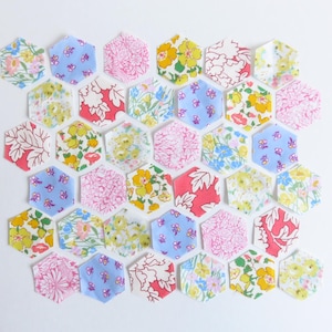 Kit EPP n. 14 Liberty Lawn 1/2 pollice English Paper Piecing 72 Collezione di tessuti e carta esagonali.