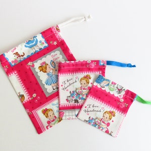 Bolsas con cordón Atsuko Matsuyama Run Run Girls Card Fabric.