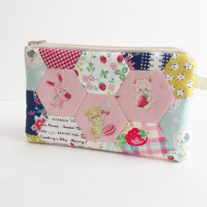 Borsa con cerniera in tessuto patchwork esagonale Epp con stampa Palm Kokka Trefle & Other