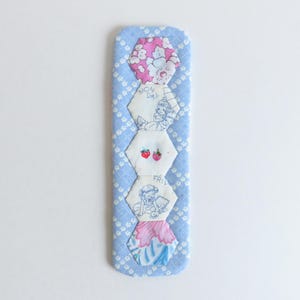 Segnalibro Tessuto giapponese, Liberty Lawn e altri tessuti misti con stampa EPP Hexie Applique Patchwork