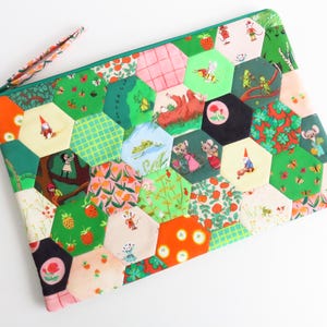 Large Flat Project Bag 16" x 11" EPP Hexie Patchwork Heather Ross Mixed Print Fabrics Padded Purse Zippered Case.