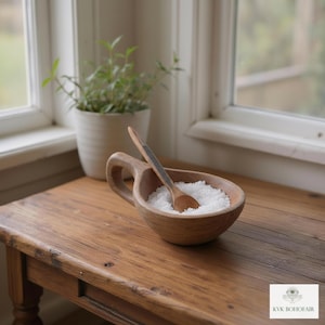 Salero de madera de olivo tallado a mano con asa: decoración de cocina keniana