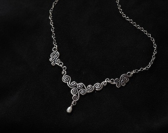 Spring Air Necklace Sterling Silver with Fresh Water Pearl