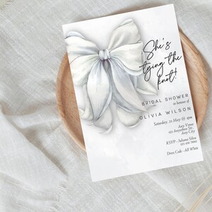 She&#39;s Tying the Knot Bridal Shower Invite, White Bow Bridal Shower Invit, Minimal Wedding Shower Invitation Printable