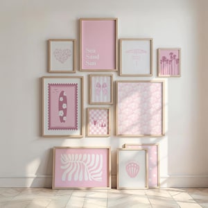 Pink Coastal Gallery Wall Art Set, Preppy Beach Aesthetic Prints, Beachy Girls Room Decor, Trendy Summer Poster Set, Girly Wall Collage
