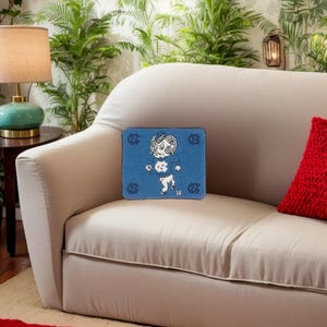 8x10 '' Handmade Wool Needlepoint Pillow Cover – UNC Tar Heels Embroidered Cushion image 5