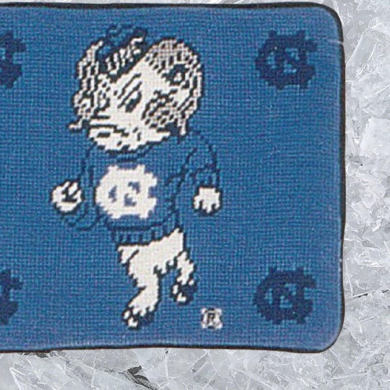 8x10 '' Handmade Wool Needlepoint Pillow Cover – UNC Tar Heels Embroidered Cushion image 4
