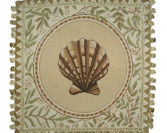 18x18''Handmade Wool Needlepoint Pillow Cover – Scallop Shell Embroidery, Tasseled Edges