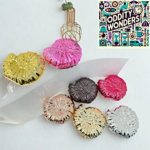 Acrylic Seashell Evening Clutch – Fashion Shell Party Bag with Chain, Shiny Handheld Purse, Unique Statement Bag| beach theme clutch