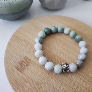 Natural Jade 10 mm Gemstone Bracelet, Elegant Green Jewelry, Stretch Bracelet with a Owl Charm, Natural Gemstone Jewelry Gift for Everyone