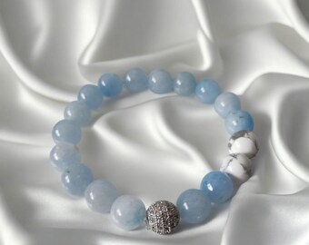 10mm Aquamarine and Cacholong Charm Bracelet, Handmade Gemstone Jewelry, Elegant Crystal Jewelry