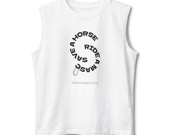 Monta un tanque musculoso masculino