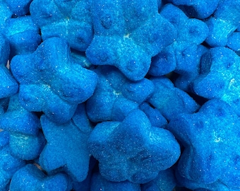 Marshmallow Blue Tongue-Painting Stars – Wild Fruit Sparkle Mallows (Swedish Candy)
