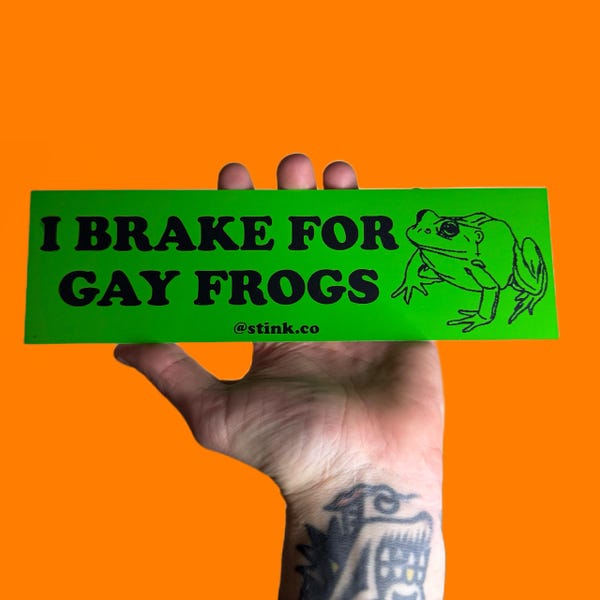 Naklejka na zderzak Gay Frogs: Zabawny queerowy humor LGBTQ+