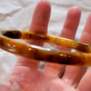 Stunning Vintage Bakelite Butterscotch Bangle Bracelet