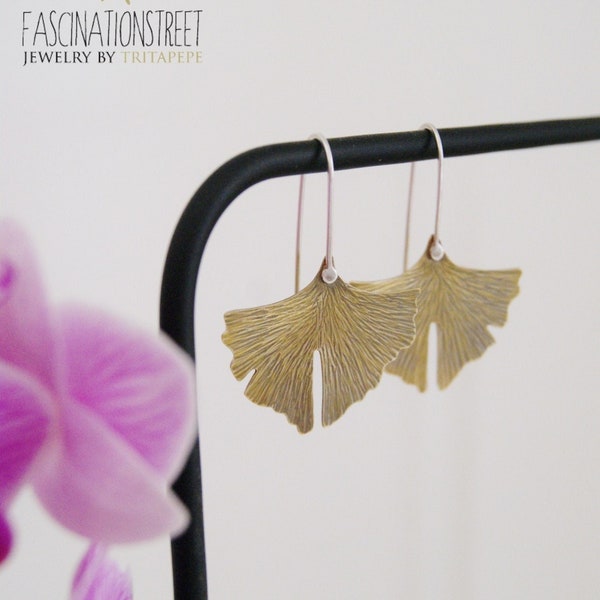 File:Perù, Chimù, Coppia Di Frontali Di Orecchino, XII-XV Sec, Oro Sbalzato.JPG - Foto 9